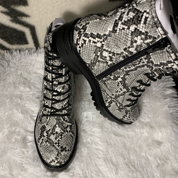 🆕INDIGO RD Imara Snake Embossed Print Combat Boot - Picture 16 of 16